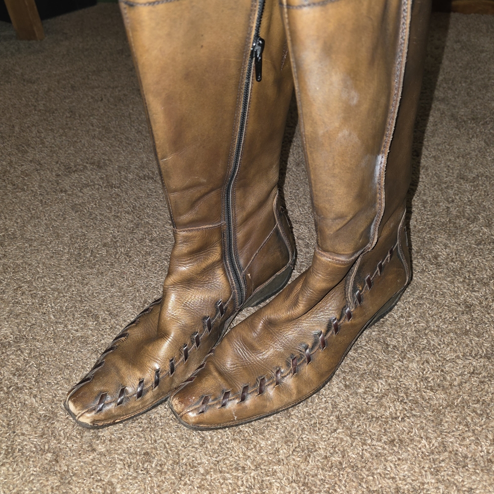 PIKOLINOS Brown Leather Boots with Side Stitching